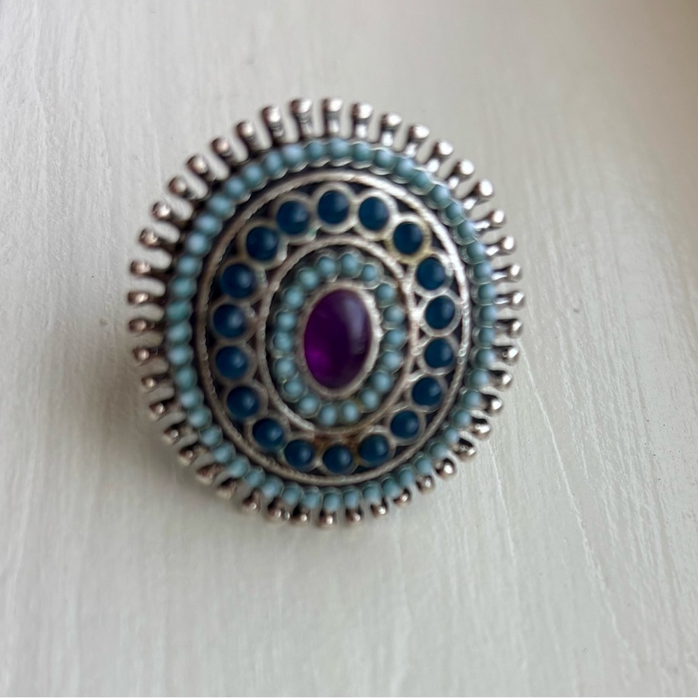 Elegant Silver and Purple Women's Brooch